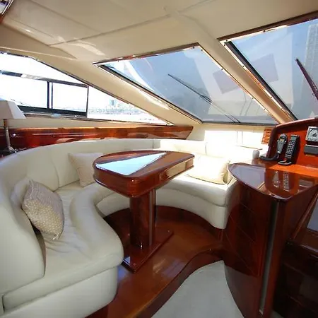 Botel Motor Yacht Dandy Barcelona