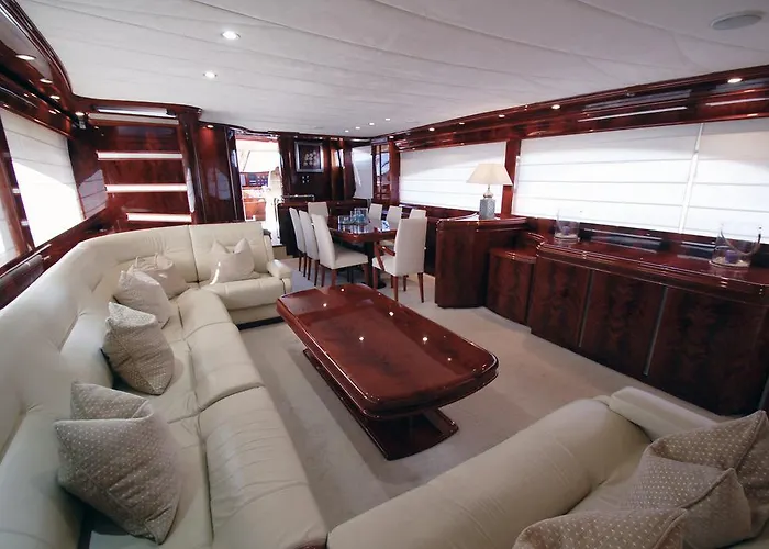 Hotel en barco Motor Yacht Dandy
