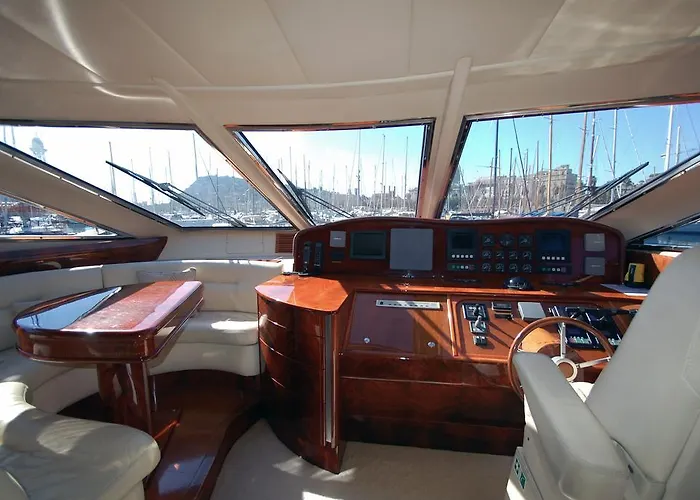 Motor Yacht Dandy 3*